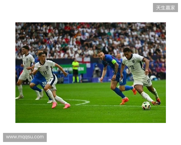 希勒评英超第23轮最佳阵：马奎尔、格伊、埃斯特旺、姆伯莫在列