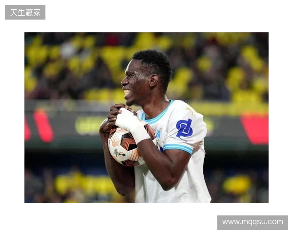 水晶宫vs狼队：迪恩-亨德森、伊斯梅拉-萨尔首发，若泽-萨、乌戈-布埃诺出战